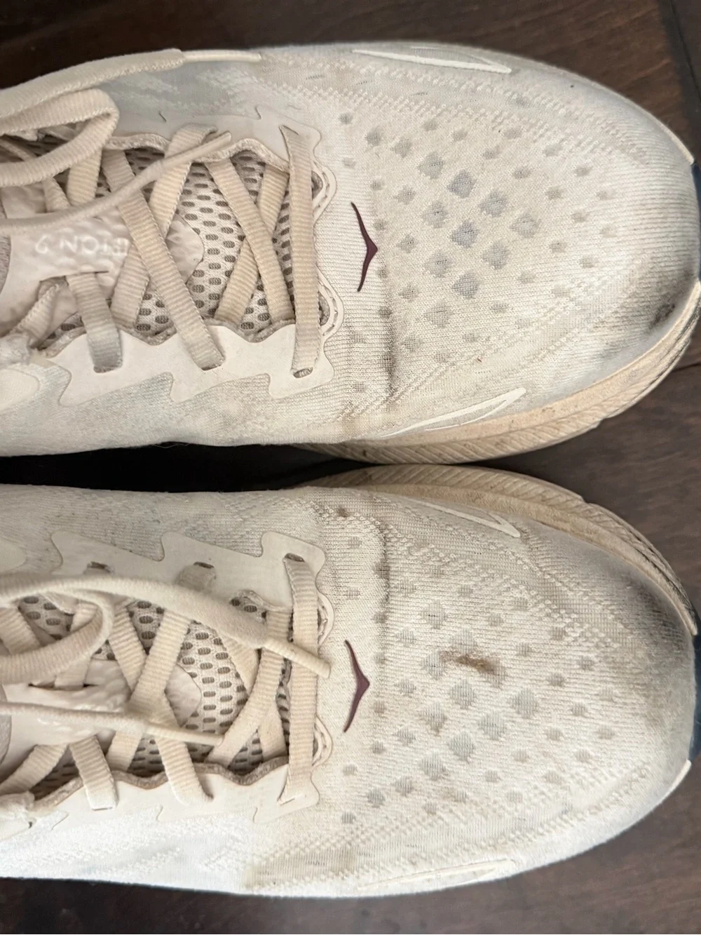 HOKA Clifton 9 cream Running Shoes - Picture 11 of 11